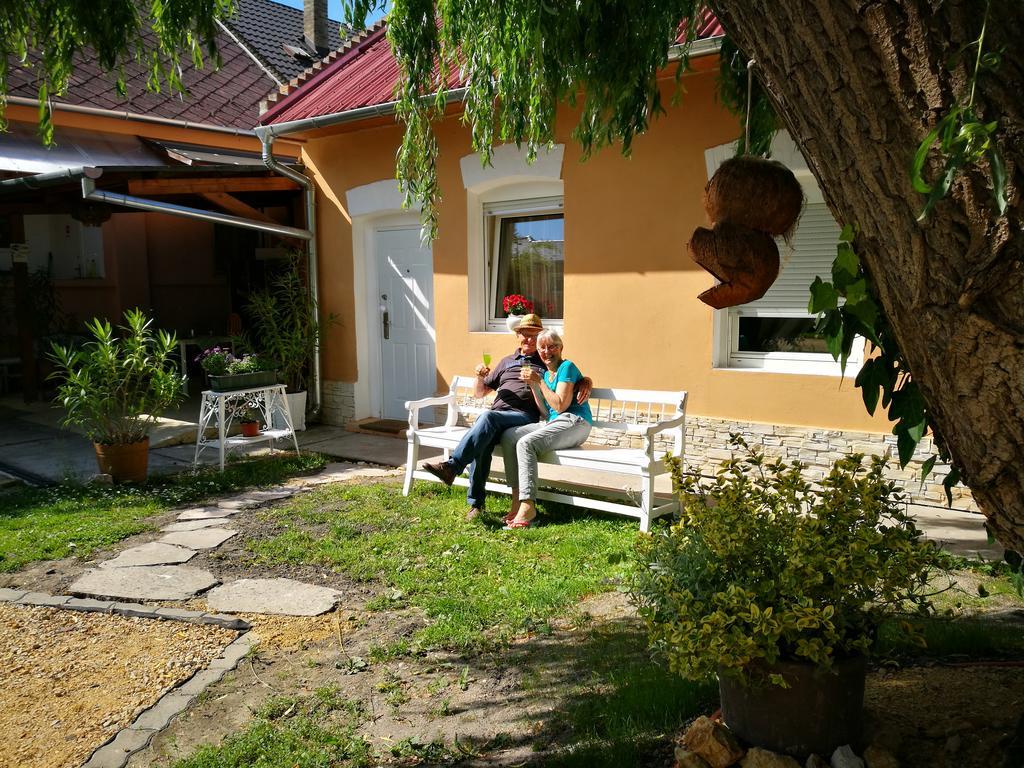 City Camping& Apartman &Bungalow Hotel Győr Exterior foto