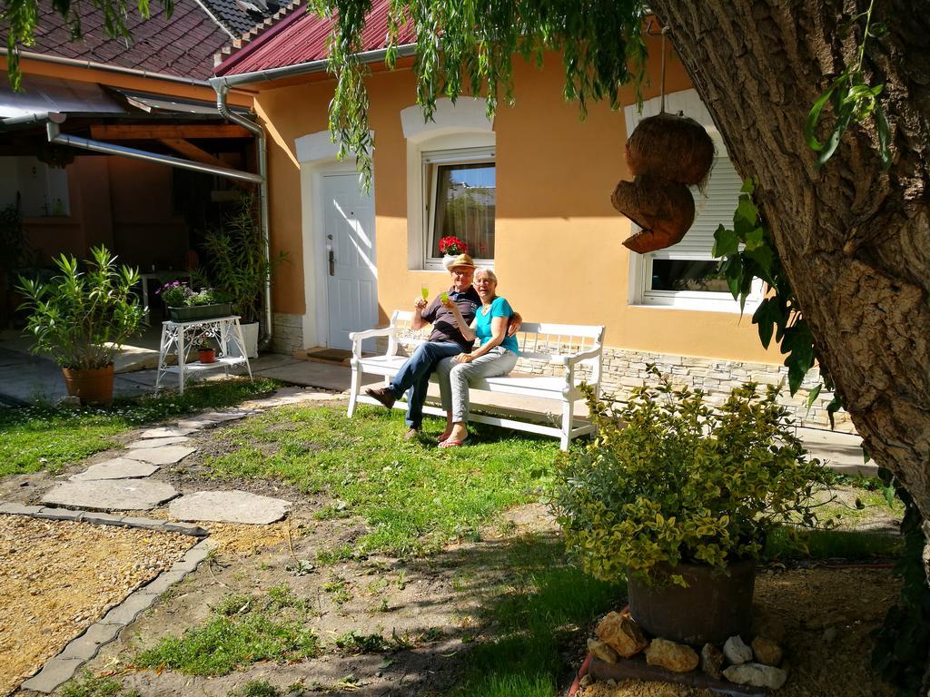 City Camping& Apartman &Bungalow Hotel Győr Exterior foto