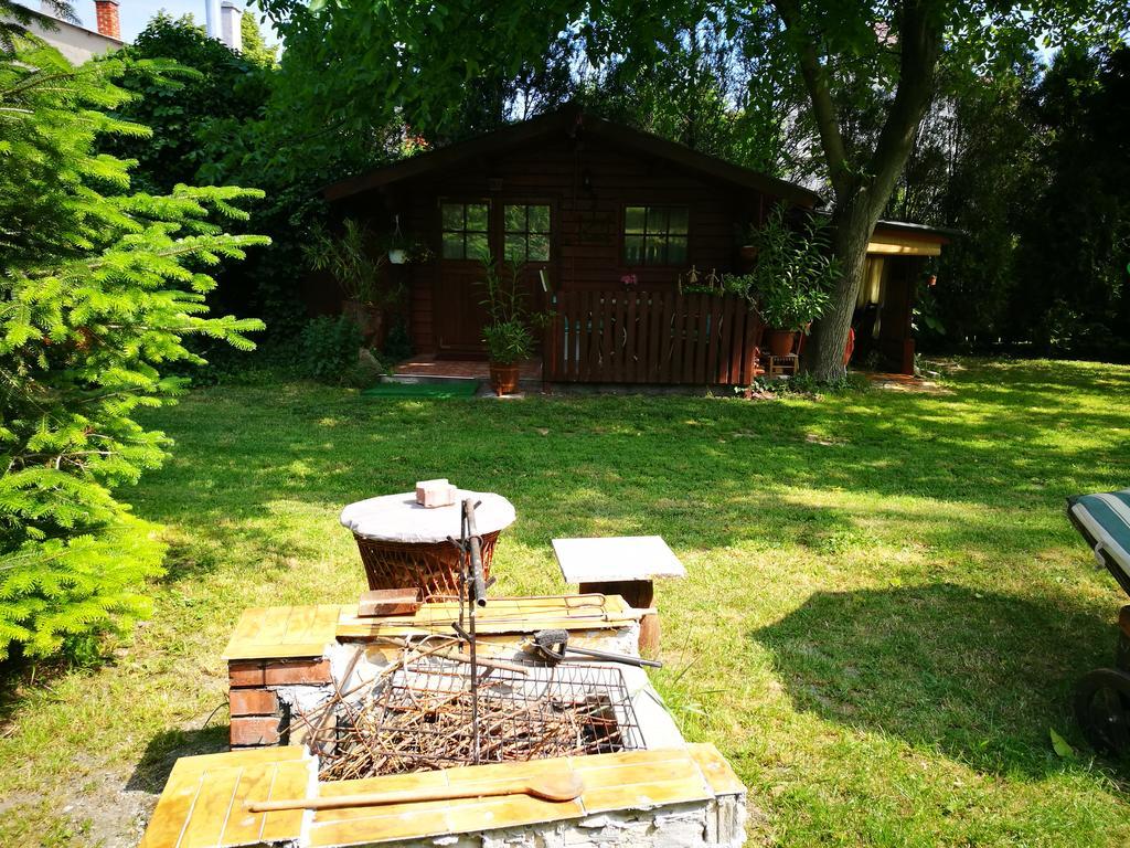 City Camping& Apartman &Bungalow Hotel Győr Exterior foto