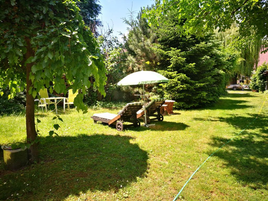 City Camping& Apartman &Bungalow Hotel Győr Exterior foto