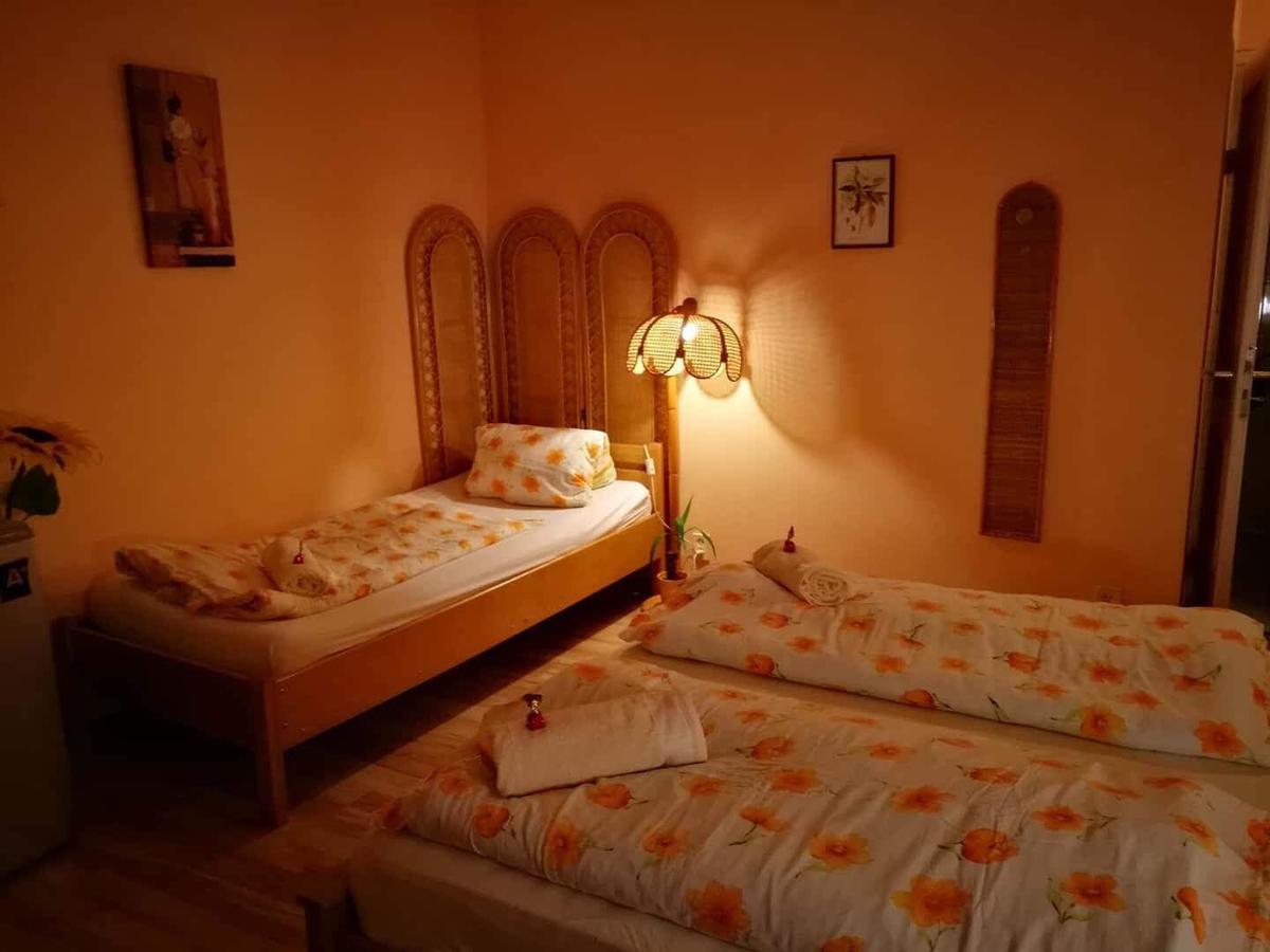 City Camping& Apartman &Bungalow Hotel Győr Exterior foto