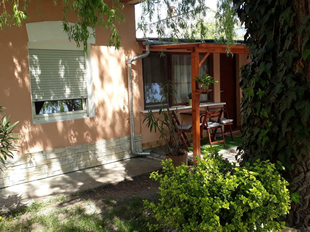 City Camping& Apartman &Bungalow Hotel Győr Exterior foto