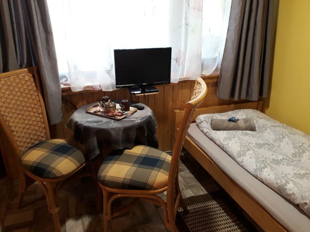 City Camping& Apartman &Bungalow Hotel Győr Exterior foto